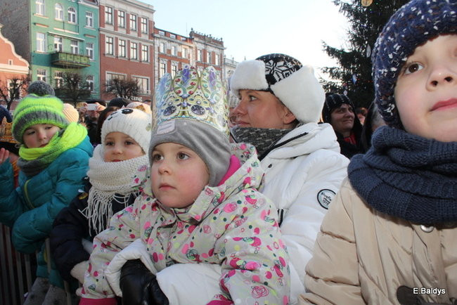 Barwny orszak na ulicach Leszna (zdjęcia)