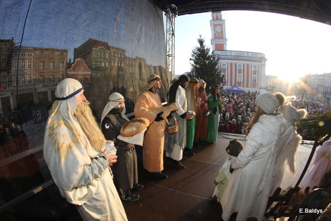 Barwny orszak na ulicach Leszna (zdjęcia)