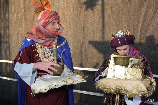 Barwny orszak na ulicach Leszna (zdjęcia)