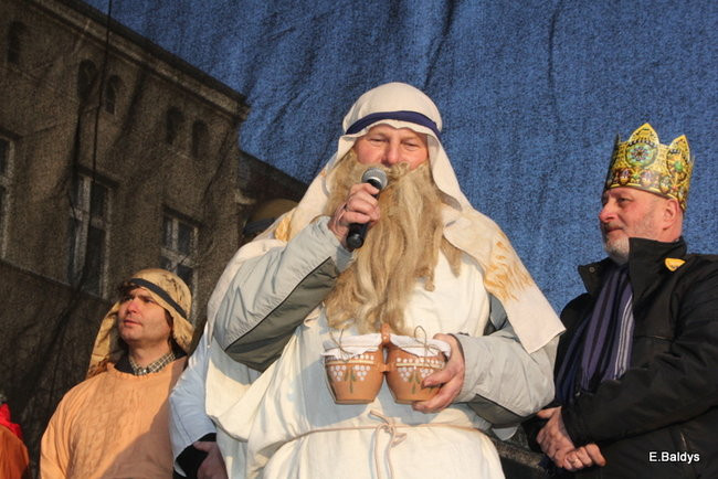 Barwny orszak na ulicach Leszna (zdjęcia)