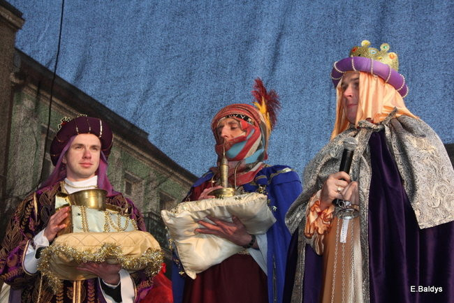 Barwny orszak na ulicach Leszna (zdjęcia)