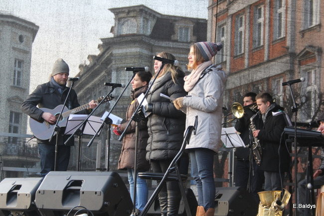 Barwny orszak na ulicach Leszna (zdjęcia)