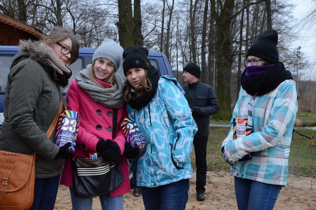 Tańce na plaży i w wodzie ( zdjęcia)