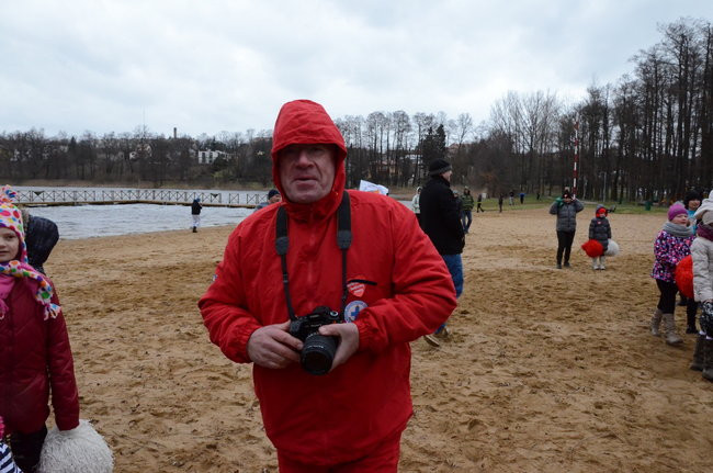 Tańce na plaży i w wodzie ( zdjęcia)