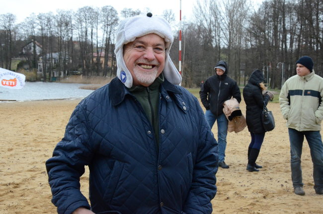 Tańce na plaży i w wodzie ( zdjęcia)