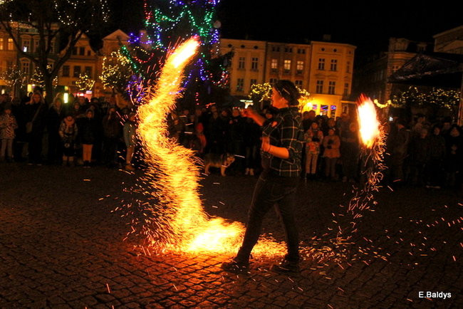 W Lesznie WOŚP grała bardzo głośno (zdjęcia)