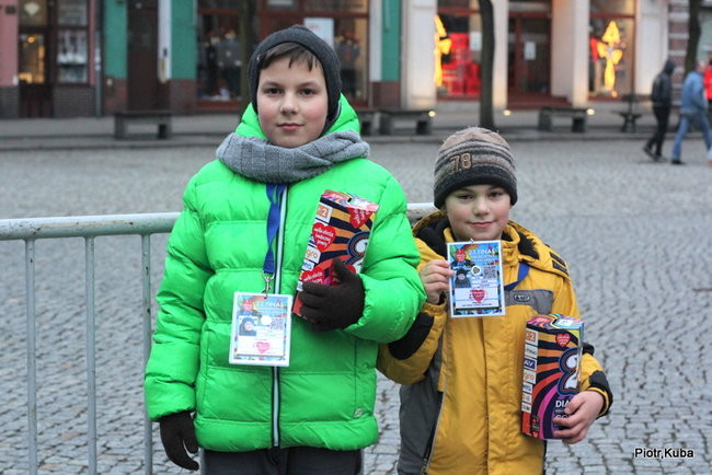 W Lesznie WOŚP grała bardzo głośno (zdjęcia)