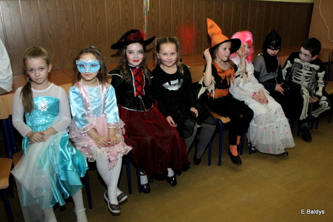 Karnawał w SP nr 9 (zdjęcia)