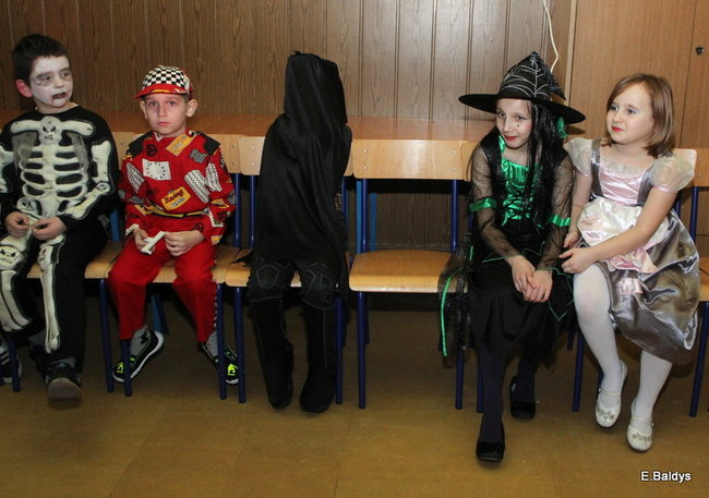 Karnawał w SP nr 9 (zdjęcia)