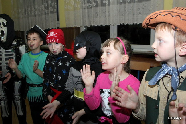 Karnawał w SP nr 9 (zdjęcia)