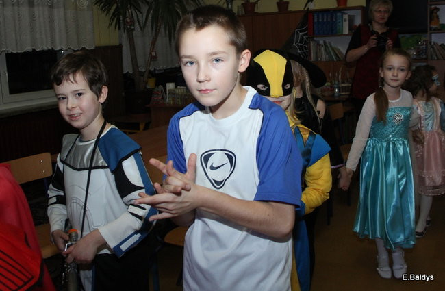 Karnawał w SP nr 9 (zdjęcia)