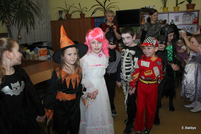 Karnawał w SP nr 9 (zdjęcia)