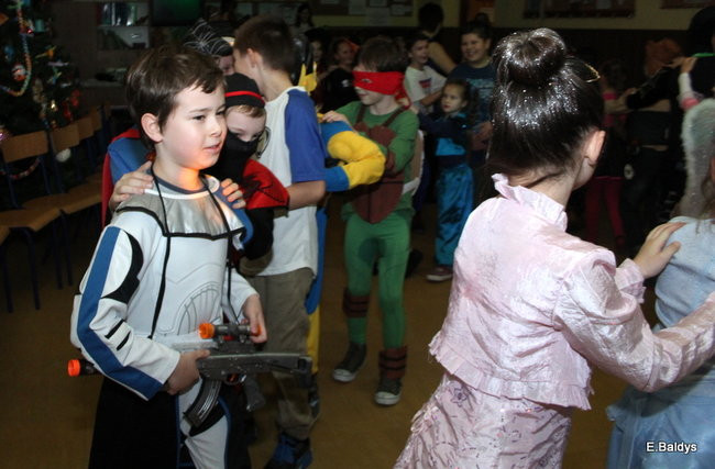 Karnawał w SP nr 9 (zdjęcia)