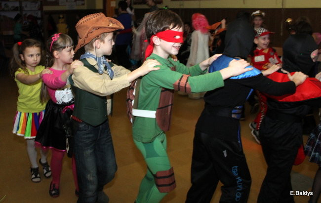 Karnawał w SP nr 9 (zdjęcia)