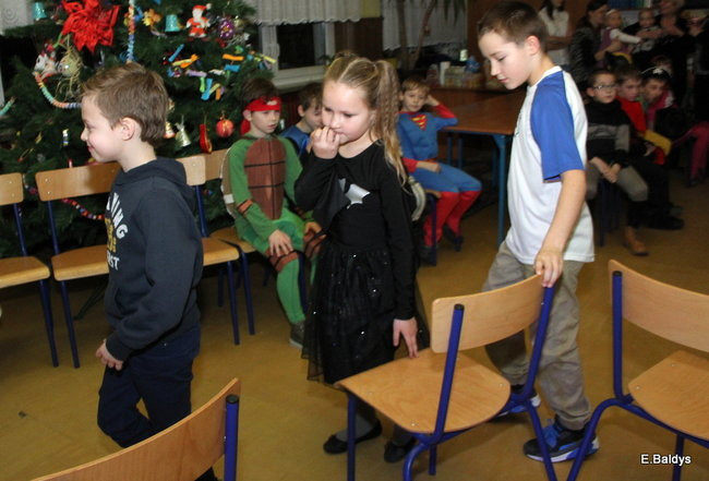 Karnawał w SP nr 9 (zdjęcia)