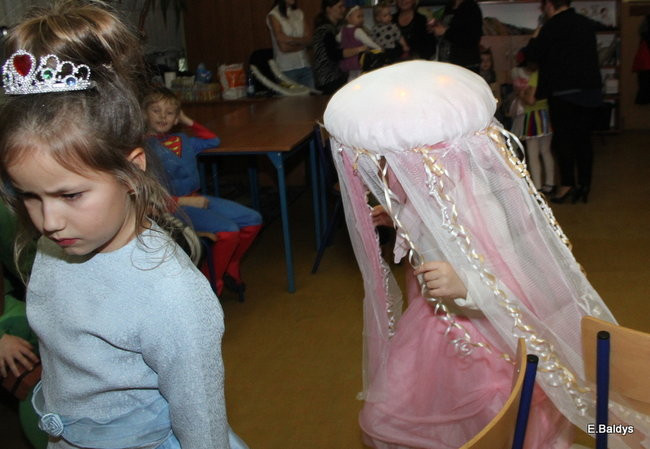 Karnawał w SP nr 9 (zdjęcia)