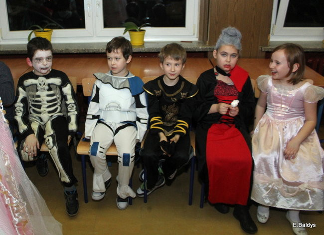 Karnawał w SP nr 9 (zdjęcia)