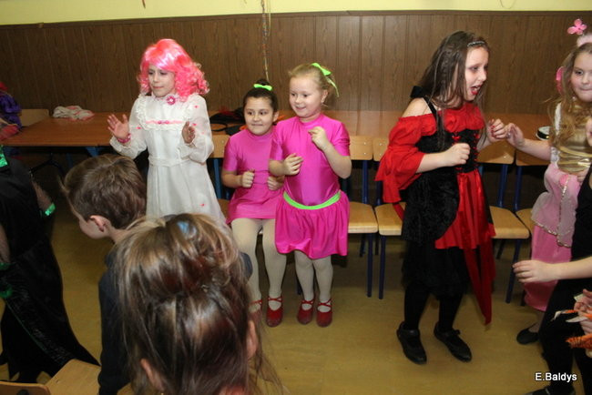 Karnawał w SP nr 9 (zdjęcia)