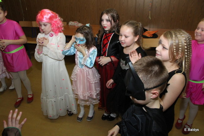 Karnawał w SP nr 9 (zdjęcia)