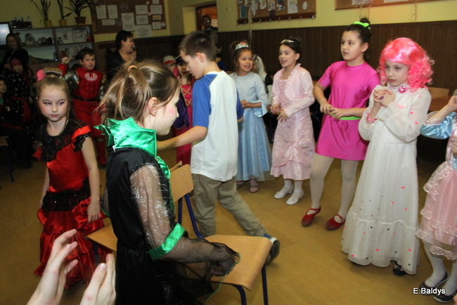 Karnawał w SP nr 9 (zdjęcia)