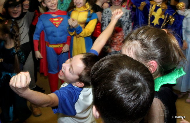 Karnawał w SP nr 9 (zdjęcia)