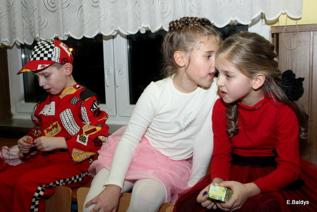 Karnawał w SP nr 9 (zdjęcia)