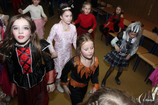 Karnawał w SP nr 9 (zdjęcia)