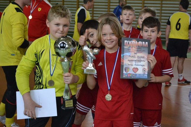 GKS Krzemieniewo ponownie zagrał z orkiestrą (zdjęcia)