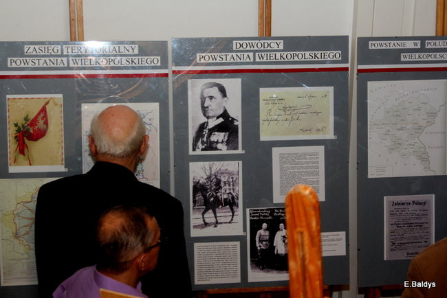 Filateliści uczcili niepodległość (zdjęcia)