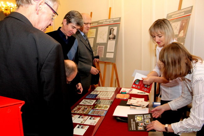 Filateliści uczcili niepodległość (zdjęcia)