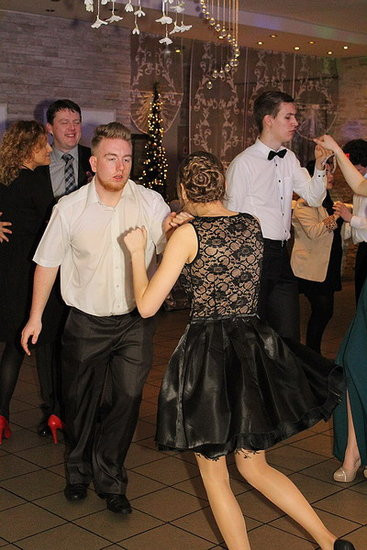 Studniówka Zespołu Szkół w Miejskiej Górce (zdjęcia)