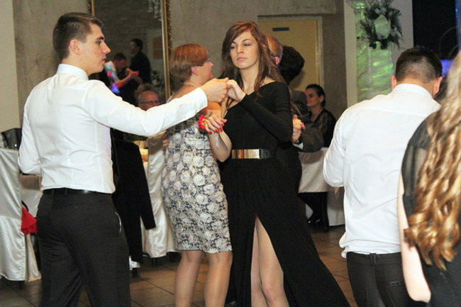 Studniówka Zespołu Szkół w Miejskiej Górce (zdjęcia)