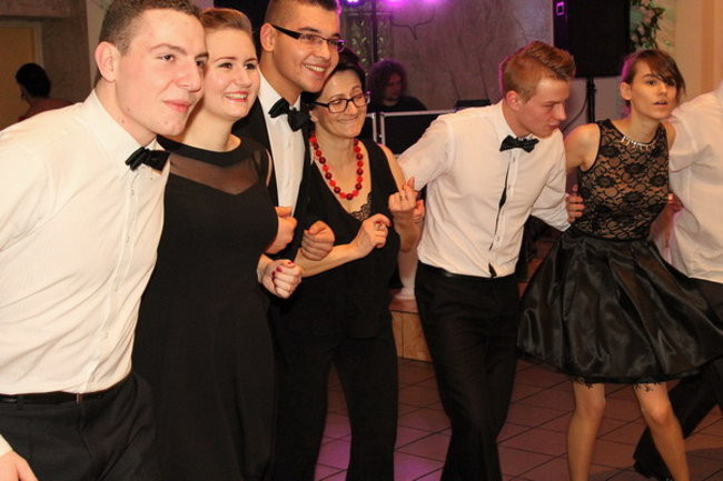 Studniówka Zespołu Szkół w Miejskiej Górce (zdjęcia)