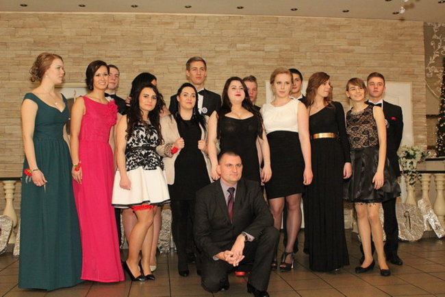 Studniówka Zespołu Szkół w Miejskiej Górce (zdjęcia)