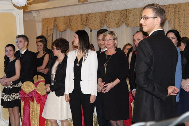 Studniówka Zespołu Szkół Zawodowych w Rawiczu (zdjęcia)