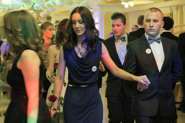 Studniówka Zespołu Szkół Zawodowych w Rawiczu (zdjęcia)