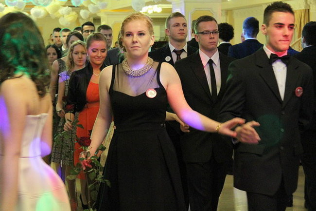 Studniówka Zespołu Szkół Zawodowych w Rawiczu (zdjęcia)