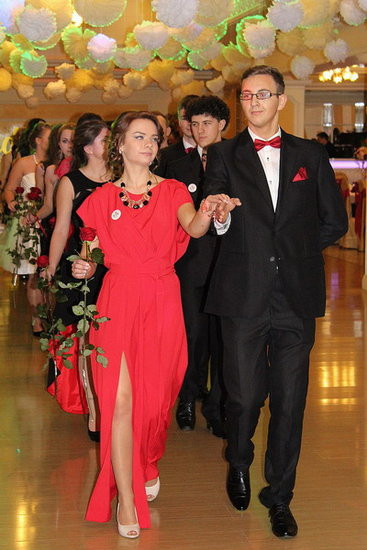 Studniówka Zespołu Szkół Zawodowych w Rawiczu (zdjęcia)