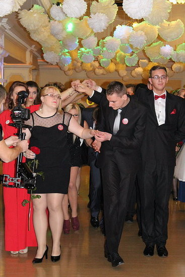 Studniówka Zespołu Szkół Zawodowych w Rawiczu (zdjęcia)