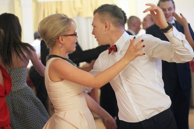 Studniówka Zespołu Szkół Zawodowych w Rawiczu (zdjęcia)