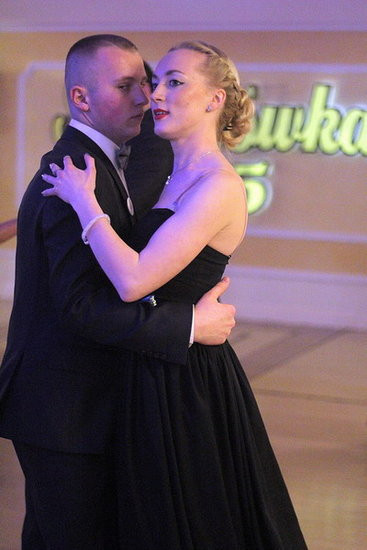 Studniówka Zespołu Szkół Zawodowych w Rawiczu (zdjęcia)