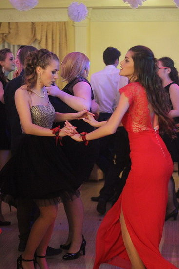 Studniówka Zespołu Szkół Zawodowych w Rawiczu (zdjęcia)