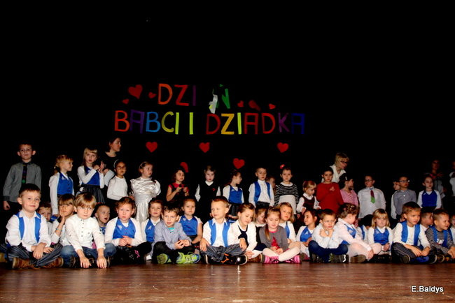 Koncert w MOK dla Babci i Dziadka (zdjęcia)