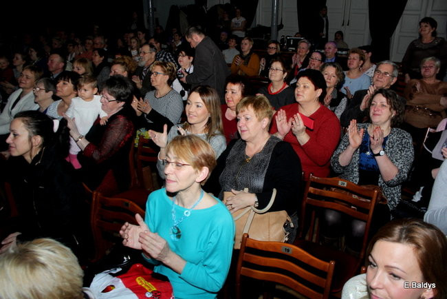 Koncert w MOK dla Babci i Dziadka (zdjęcia)