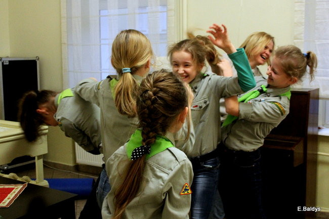 Harcerki z życzeniami w Klubie PKPS (zdjęcia)