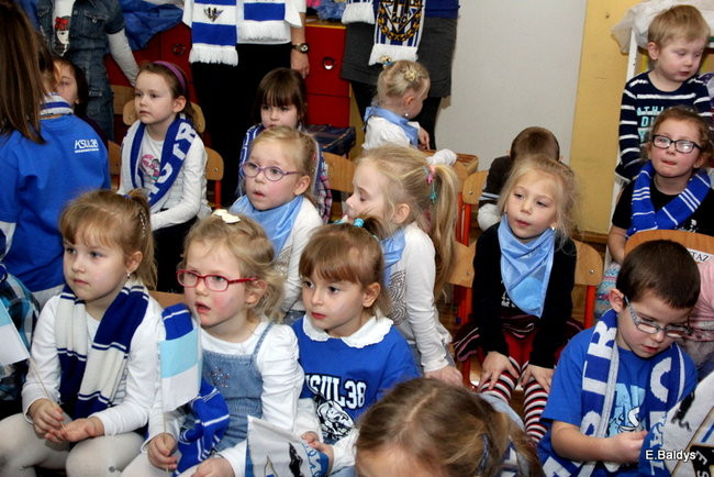 Piotr i Przemek Pawliccy odwiedzili swoje przedszkole (zdjęcia)