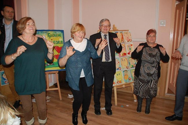 Dzień Babci i Dziadka w Przedszkolu w Rydzynie (zdjęcia)