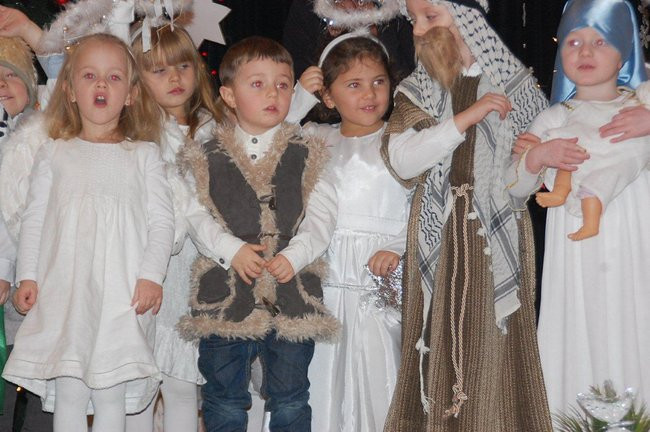 Dzień Babci i Dziadka w Przedszkolu w Rydzynie (zdjęcia)