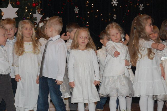 Dzień Babci i Dziadka w Przedszkolu w Rydzynie (zdjęcia)