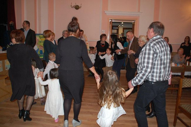 Dzień Babci i Dziadka w Przedszkolu w Rydzynie (zdjęcia)